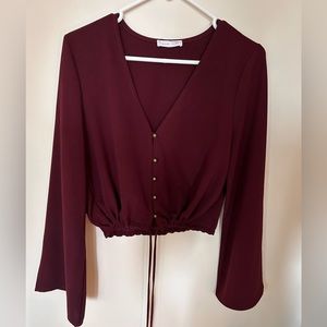 Long sleeve crop blouse with bell sleeves M